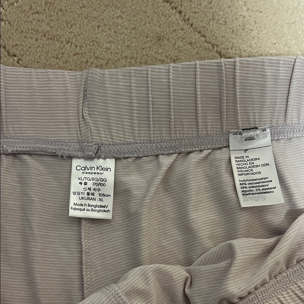 New Calvin Klein Women's Lilac Purple & White Striped Pajama Sleep Shorts XL - Picture 2 of 4